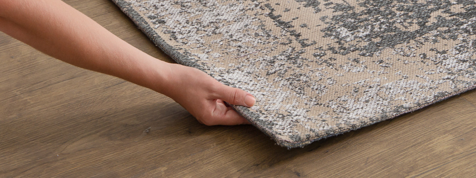Grey, Taupe Living Room Rug Close-Up