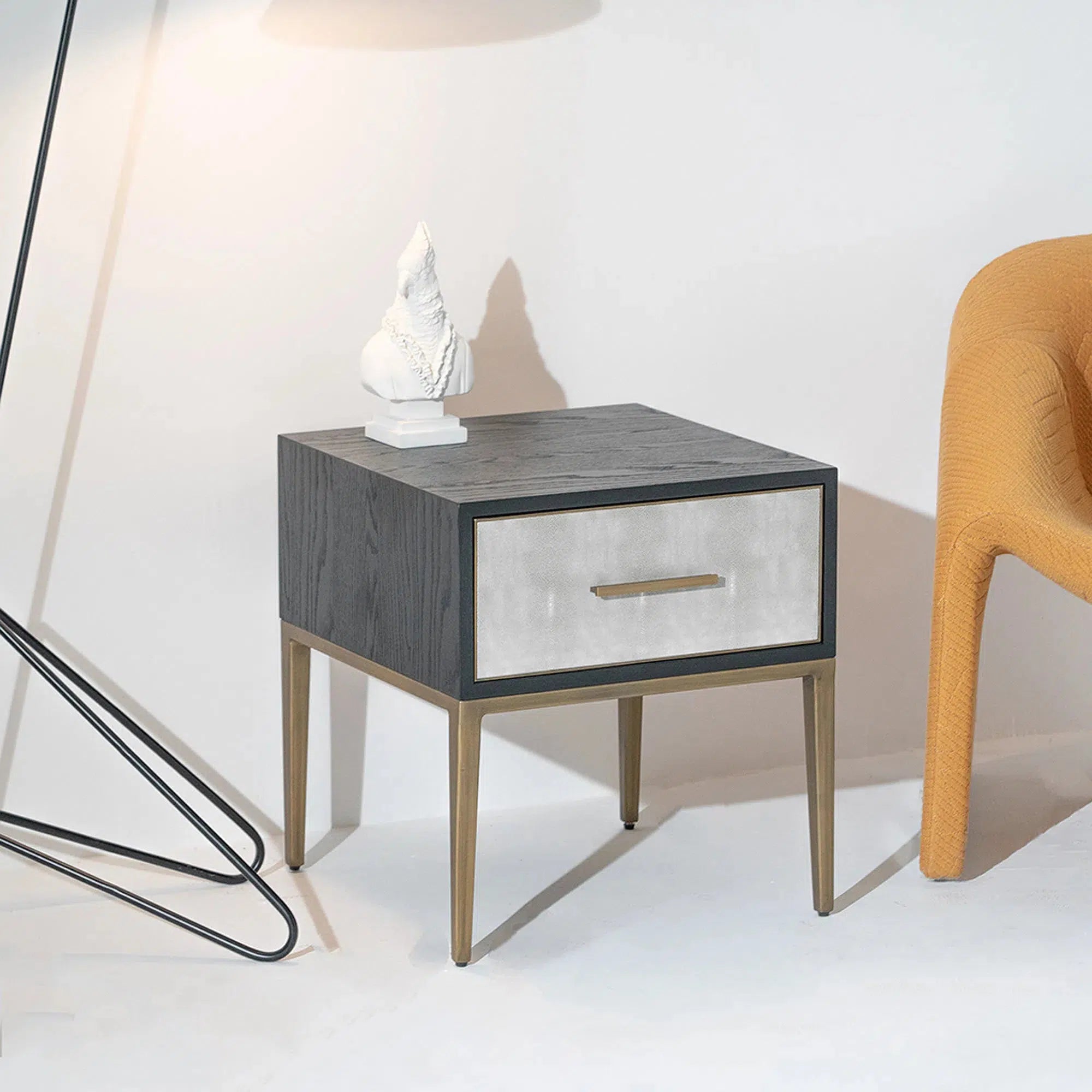 Aurelia - Side Table