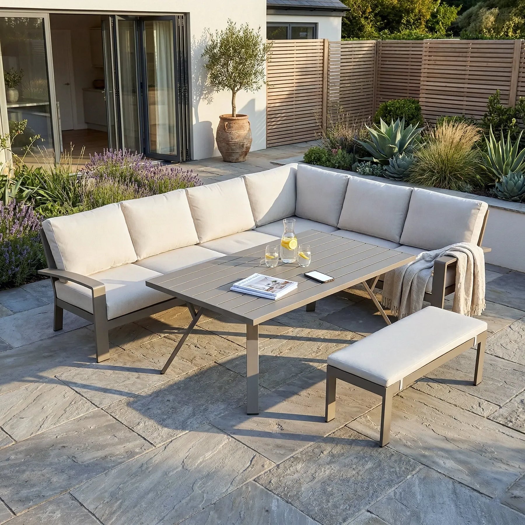 Bordeaux - Outdoor Lounge Set