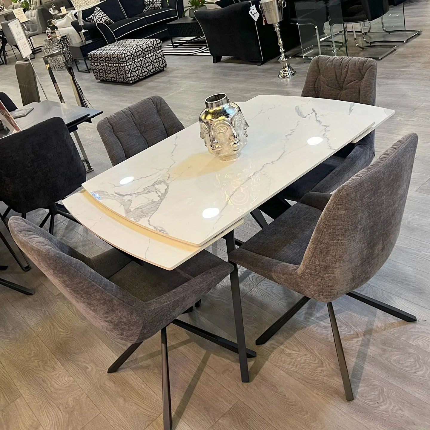 Brent Dining Table & Huxley Dining Chair set