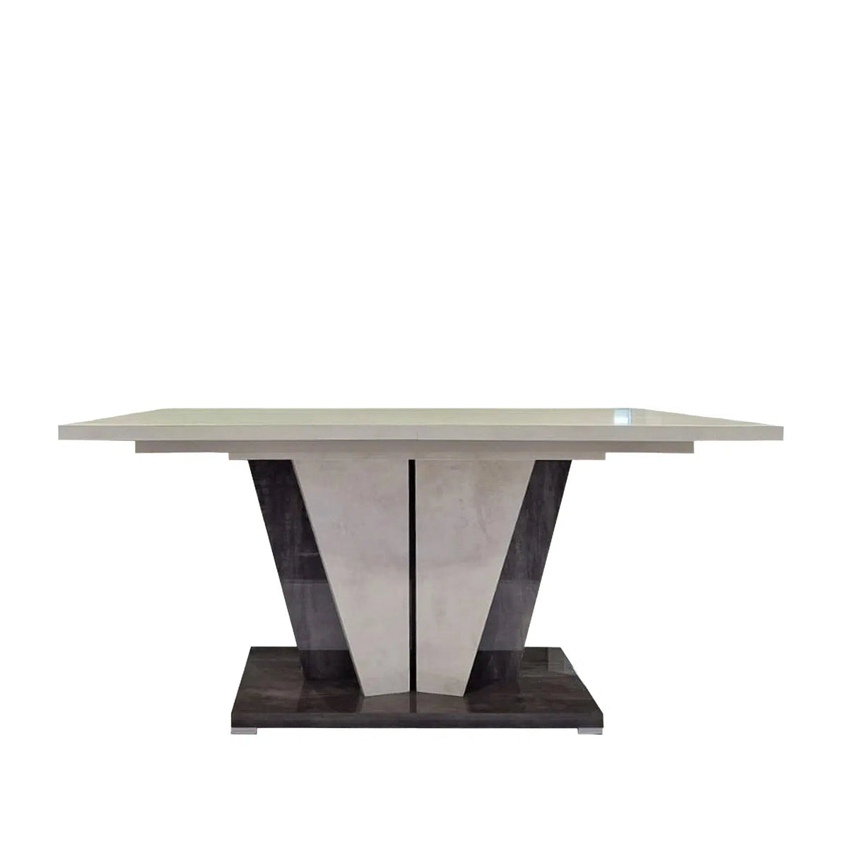 Fedele Ext Dining Table and 4 Daria Chairs