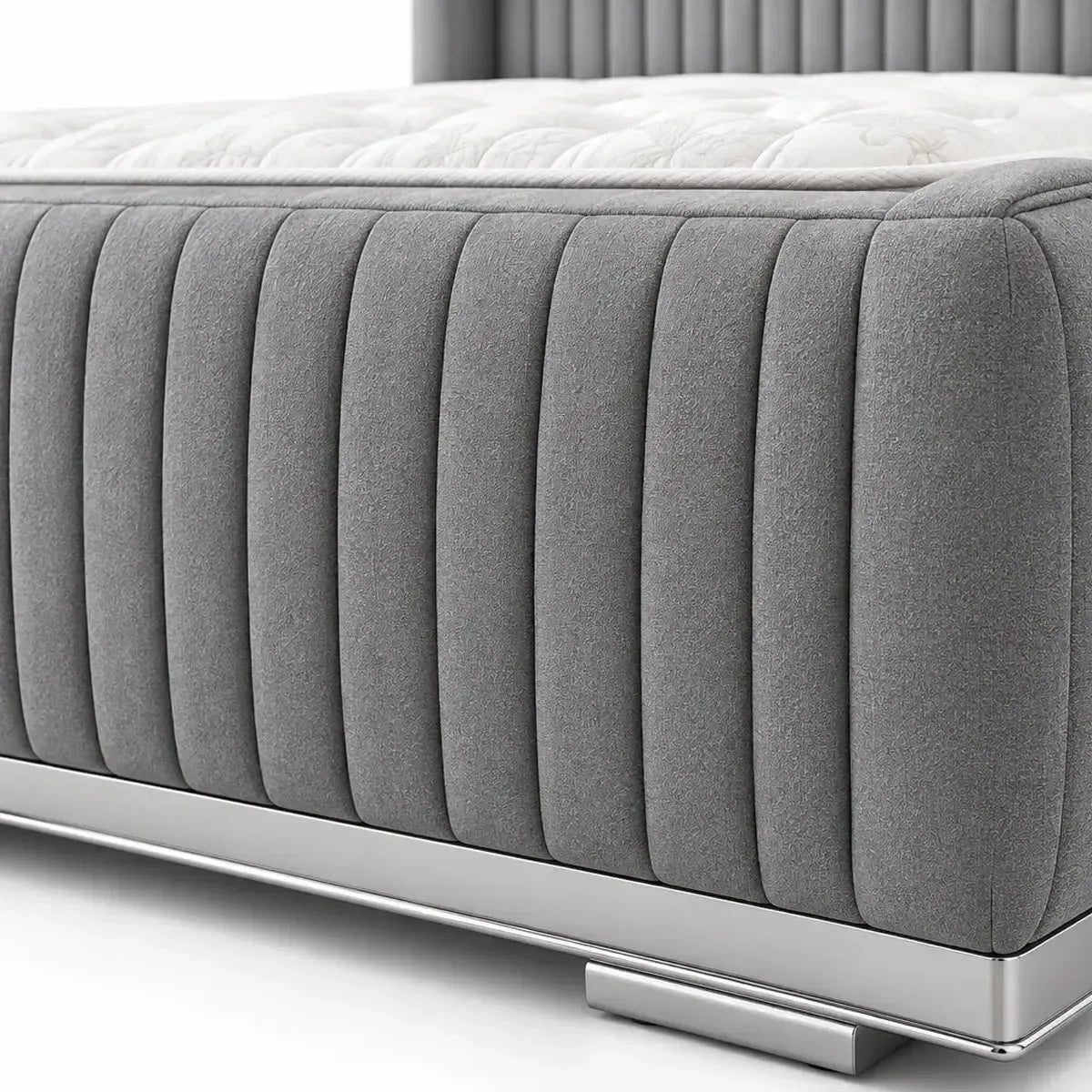 Gold 24 King Size Bed in Arlington Silver with Silver Trim