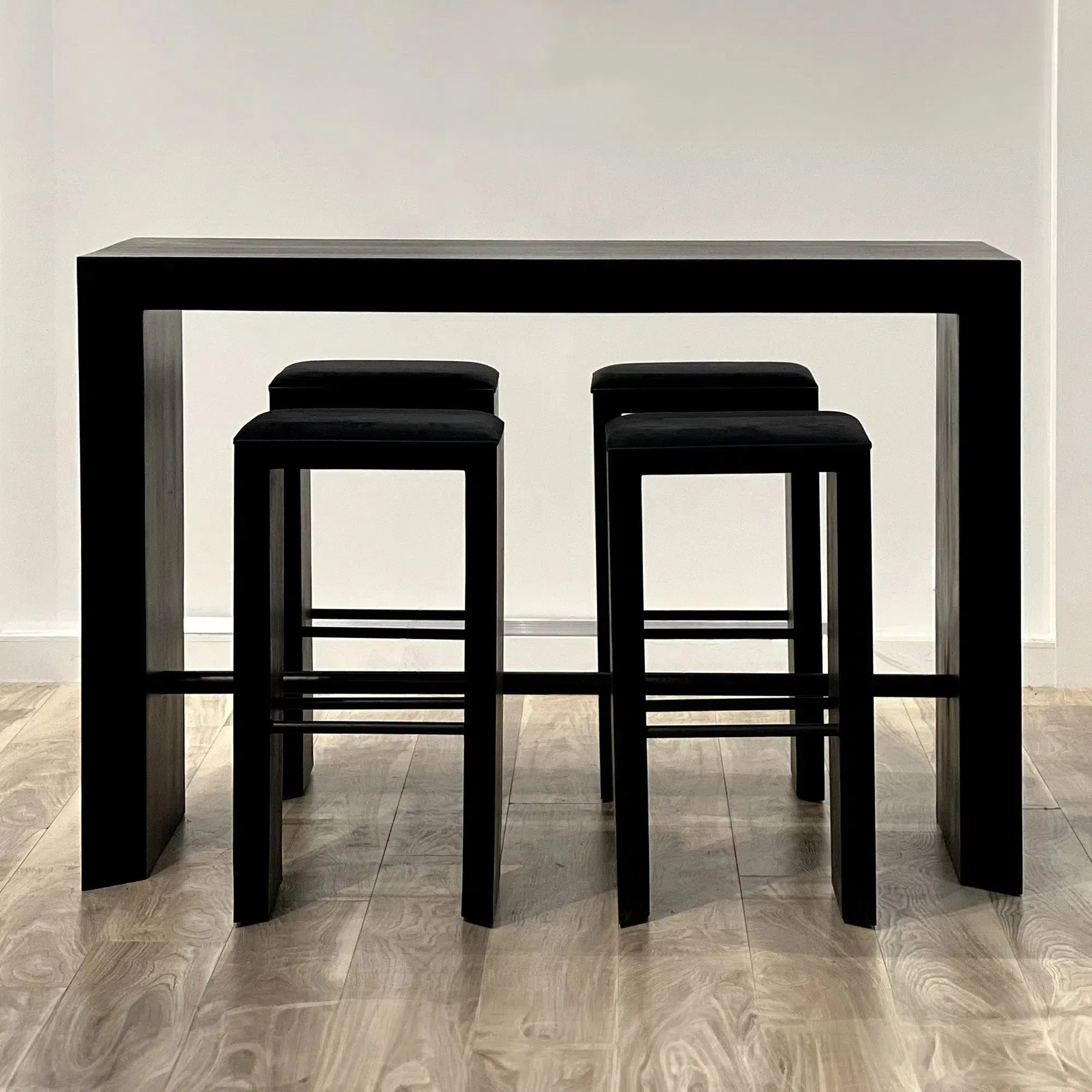 Nala Bar Table & Bar Stool set