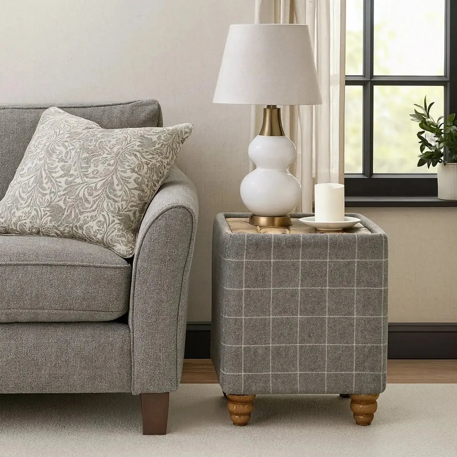 Tobias - Side Table in Leather and Grey Wool with Glass Top